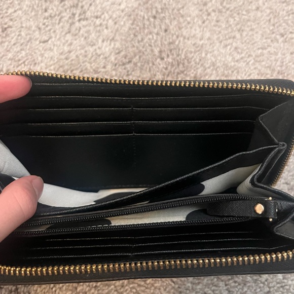 Kate Spade Wallet - Picture 6 of 7